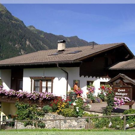 Rudigier Margret Und Franz Apartamento Sankt Gallenkirch Exterior foto